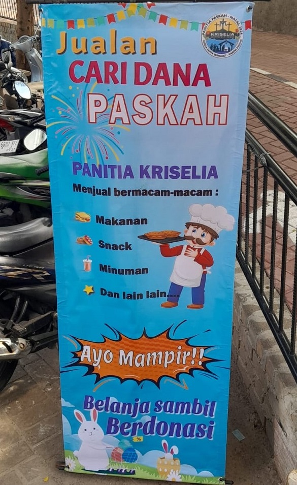 standing flyer PAKAI--